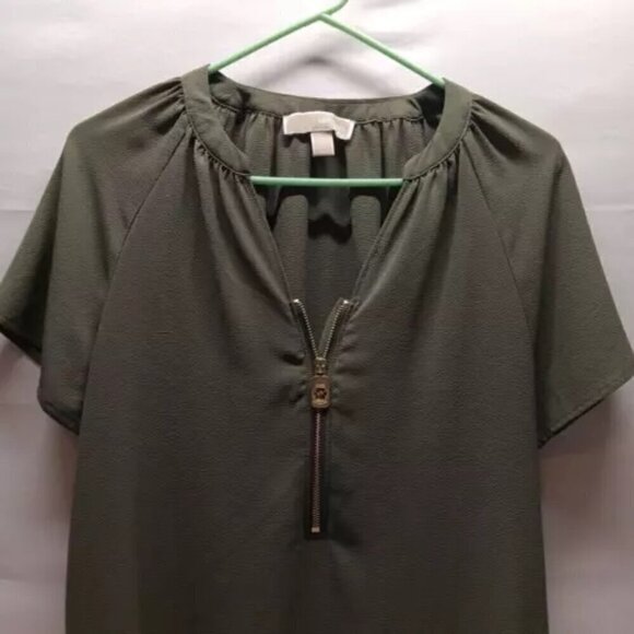 Womens Michael Kors Zip Front Blouse Short Sleeve Olive Green Size Small EUC - Picture 2 of 9